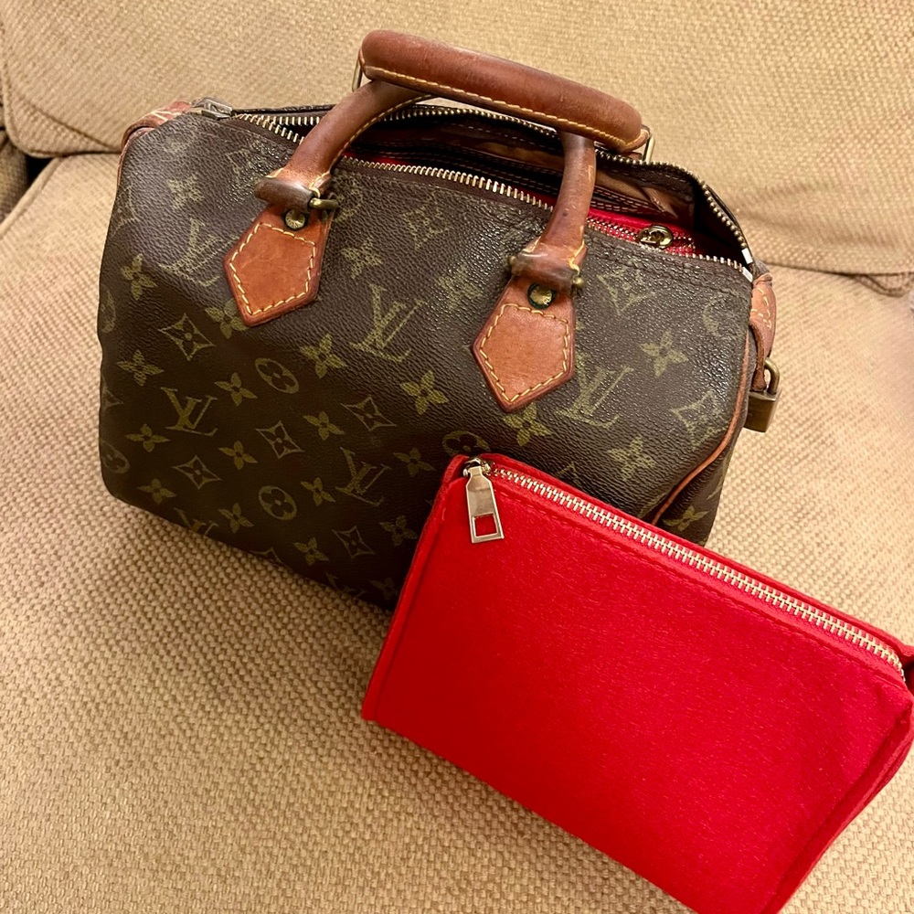 Authentic Speedy 25